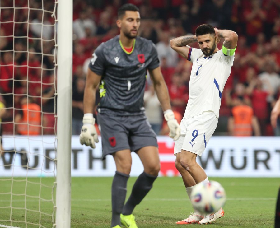 Shqipëri-Serbi 0-0 në Tiranë! Manaj zhgënjen tifozët,