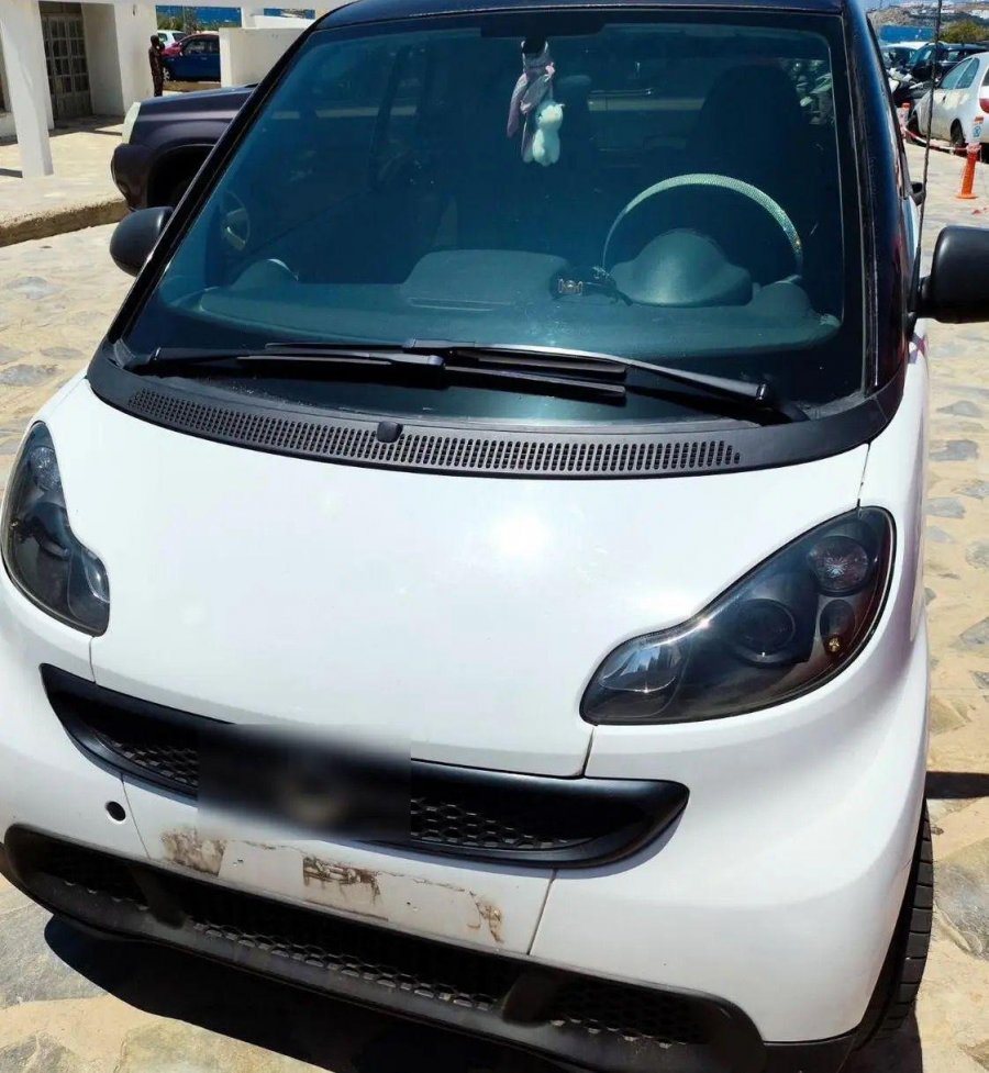 EMRAT/ Shpërndanin drogë në Mykonos, arrestohen 3 shqiptar