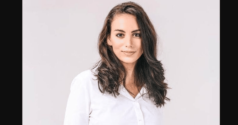 Mira Murati plotëson dëshirën e nënës së saj, i