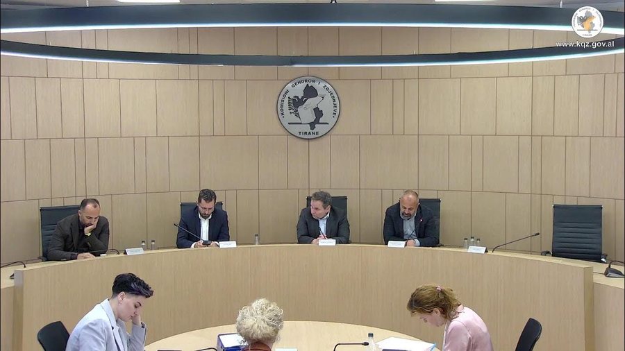 Ankimi i PD për Elbasanin/ Ndërpritet mbledhja, Logu përplaset me