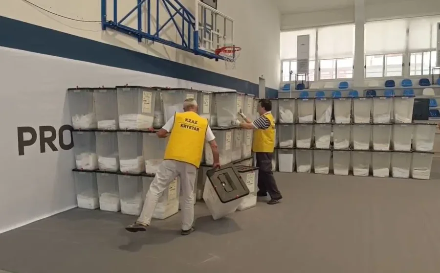 Rinumërimi/ Përfundon verifikimi i 94 kutive në Peqin dhe Gramsh,