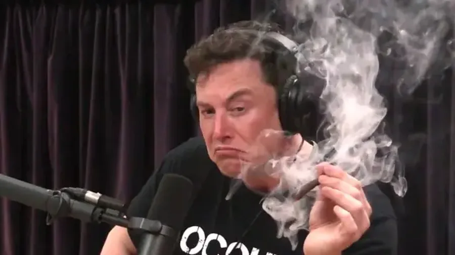 E akuzuan për përdorim droge, Elon Musk ju jep fund dyshimeve