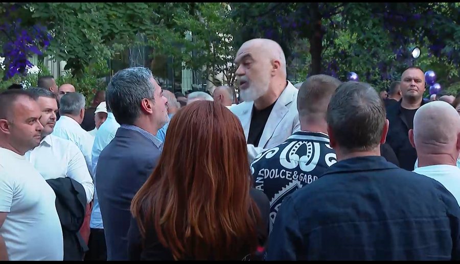 Tensione në ditëlindjen e PS: Rama qorton kryebashkiakun e Vlorës
