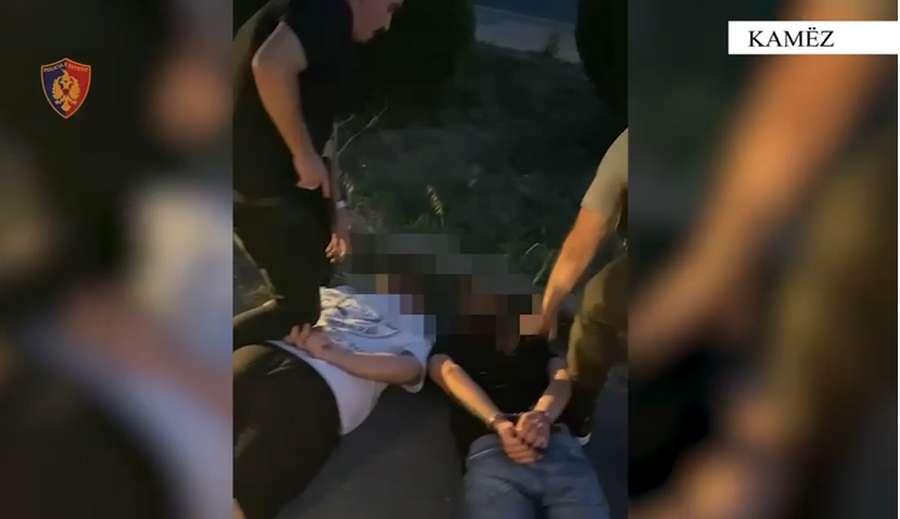 VIDEO/ “Asnjë lëvizje”, policia shtrin përtokë