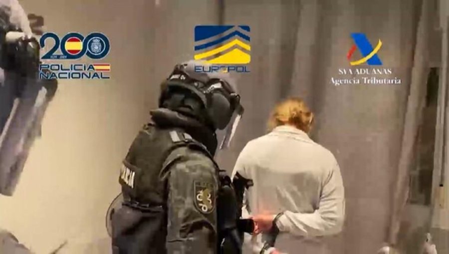 Bashkëpunonte me organizata kriminale shqiptare, arrestohet në Abu