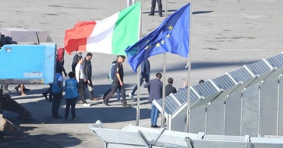 Marrëveshja me Italinë, një tjetër anije me emigrantë