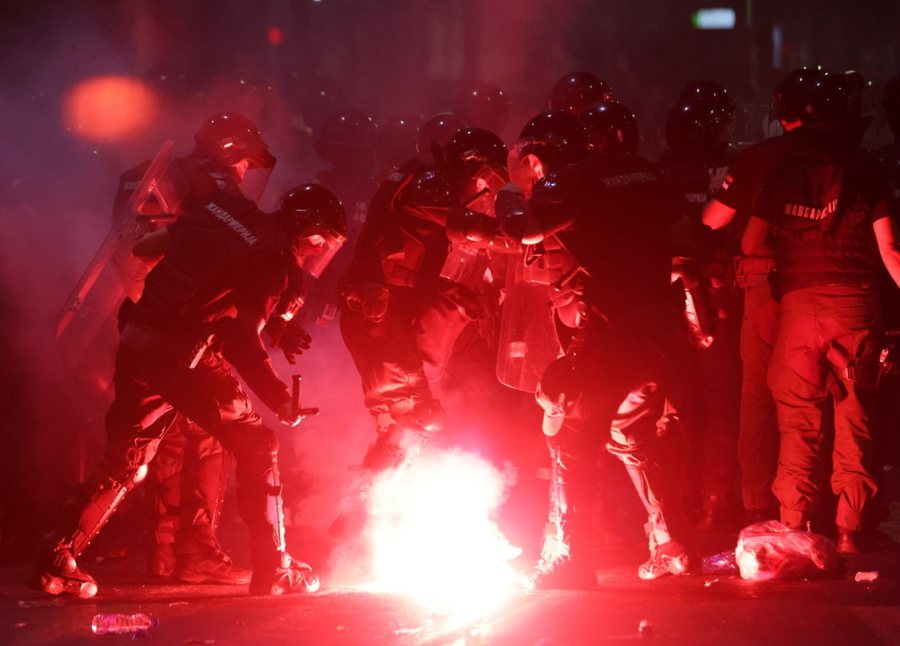 "Digjet" Serbia / 140.000 njerëz protestë në