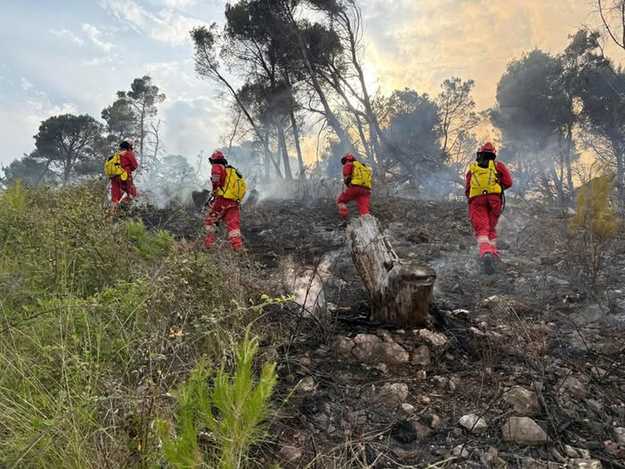 Flakët përfshijnë Shqipërinë – 58 vatra zjarri