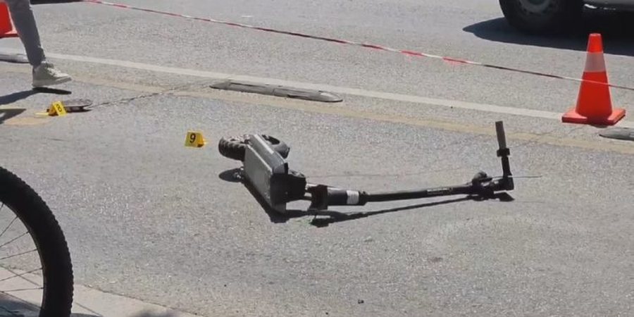 ALARM / Sërish aksident mes një makine e një monopatine, plagoset