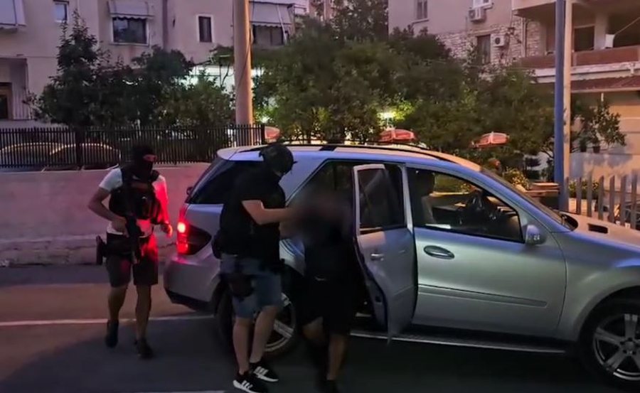Vrasje, rrëmbim e armëmbajtje pa leje, arrestohet në Qeparo i