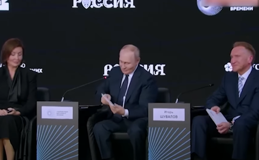 VIDEO/ "Mund të ofendohet", biseda surprizë me Trumpin,