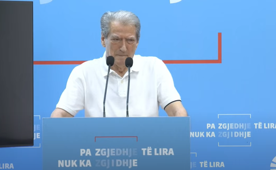 Salianji lirohet nga qelia pas 9 muajsh burg, njofton konferencë për