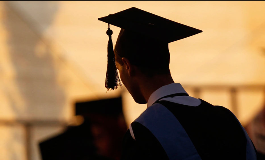 “Nuk pi ujë diploma”, rritet papunësia tek të