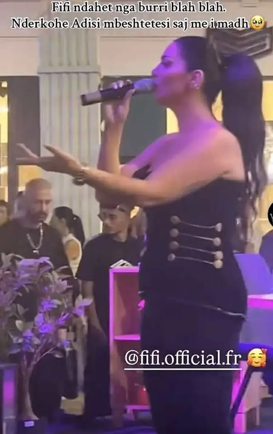 FOTO/ Fifi dhe Adis Patushi nuk janë ndarë: Dalja surprizë