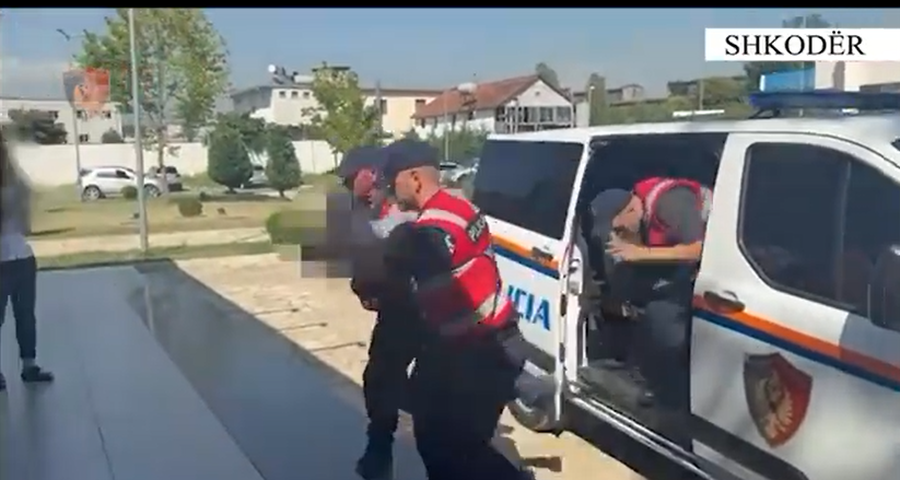 EMRI/ Shkodër, kanosi me armë zjarri fqinjin e tij pas një