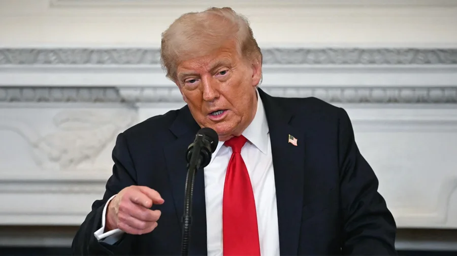 Trump i kërkoi Zelenskit të godas Moskën, Shtëpia e