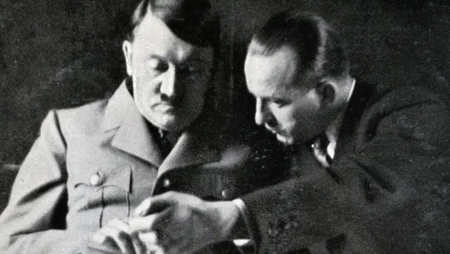 100 vjet "Mein Kampf", Jehona e ideve të Hitlerit vazhdon
