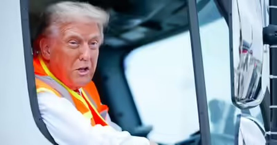 Nuk di anglisht? Trump rivendos kërkesën e rreptë të