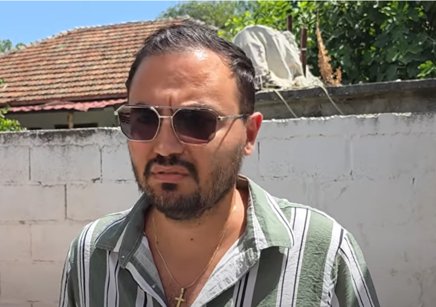 Mbyti të atin me tel, arrestohet edhe nëna e 26 vjeçares!