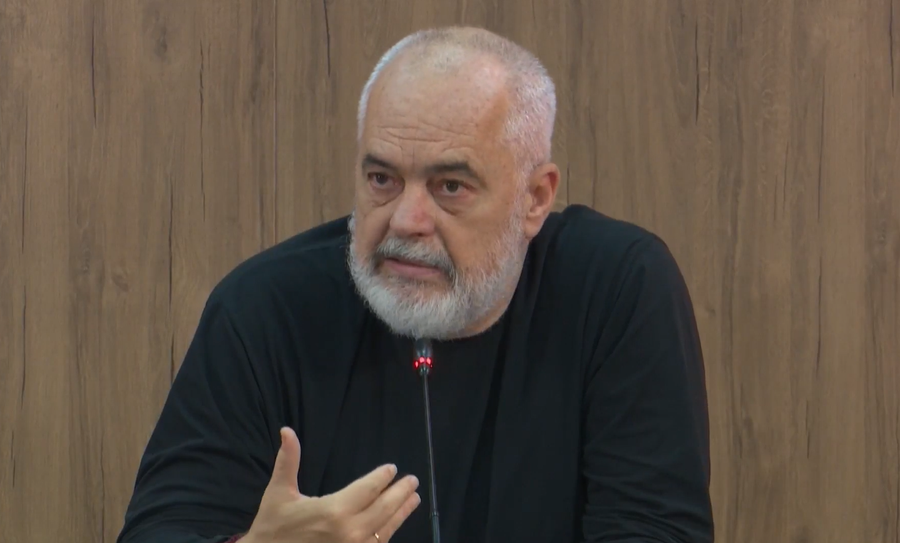 “Listë e zezë për ndërtuesit problematikë”,