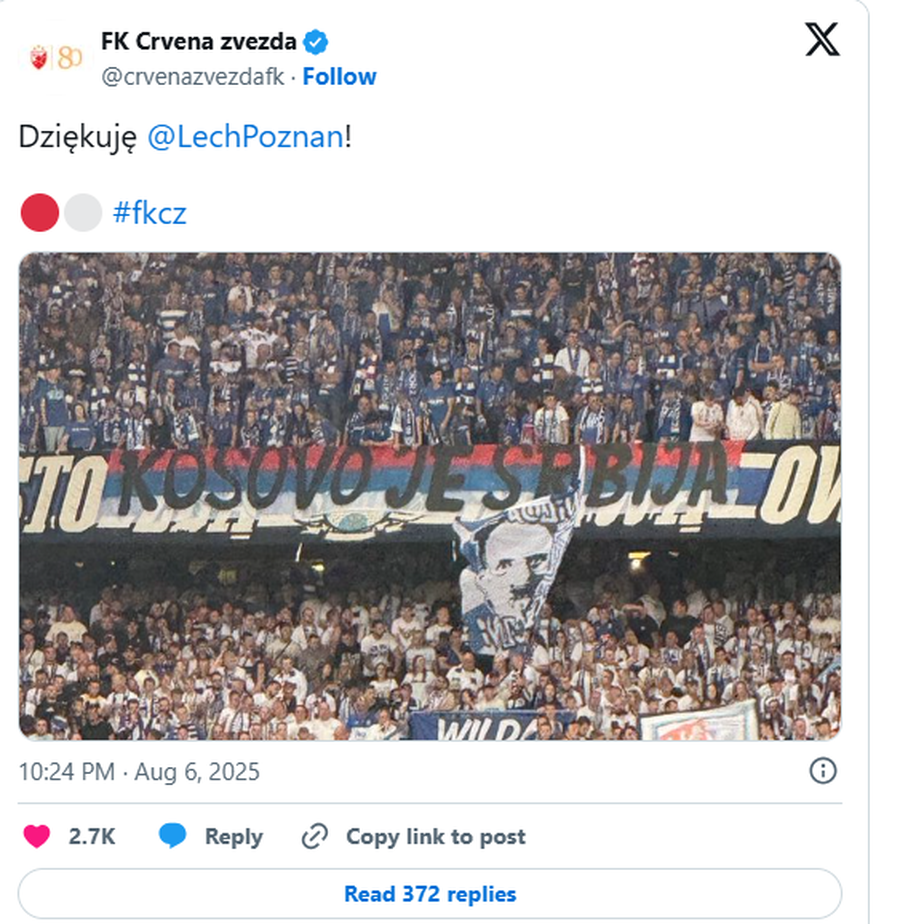 Skandal në Champions, tifozët polakë shpalosin banderolën