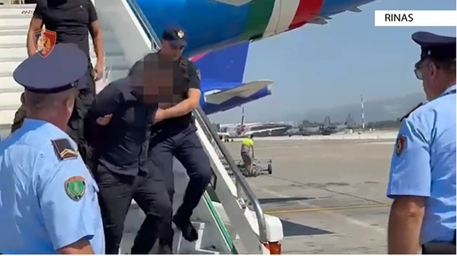 VIDEO/ I dha ryshfet 3 mijë euro policit, ekstradohet në Shqipëri