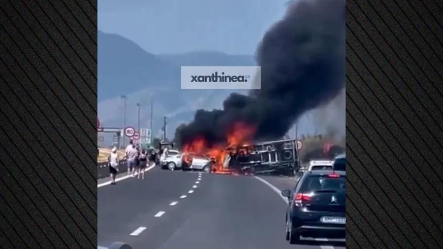 Tragj*di në Greqi: Kamioni përplas makinën me shqiptarë, tre