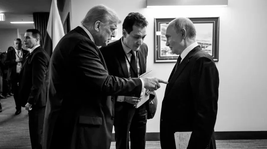 Albumi i Shtëpisë së Bardhë nga Alaska: Gishti i Trump