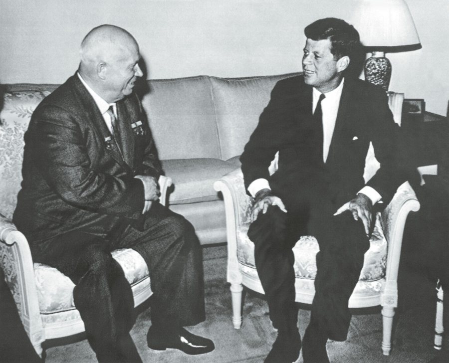 80 vjet samite SHBA-Rusi: Kur presidentët urreheshin e qeshnin me lot,