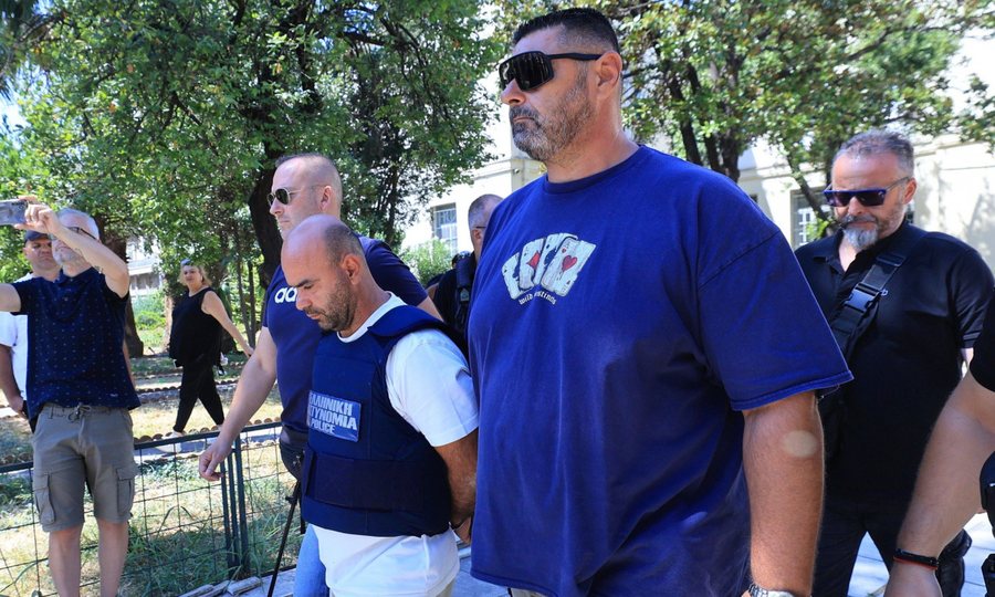 V*au gruan në sy të fëmijëve, Pandeli Nakoleci: Ajo ishte