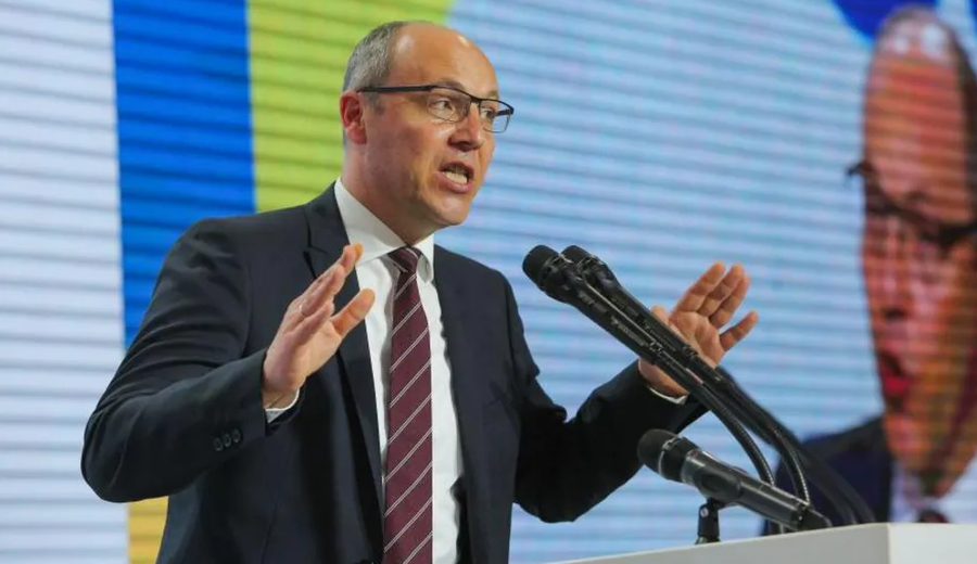 VIDEO/ Ekz*kutohet në rrugë ish-kryeparlamentari i Ukrainës,