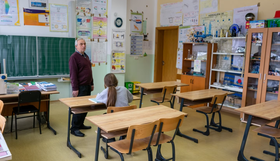 Kriza e madhe e arsimit dhe emigrimi masiv, 112 mijë nxënës