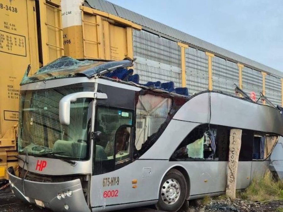 8 të vdekur dhe 45 të plagosur në përplasjen e trenit me