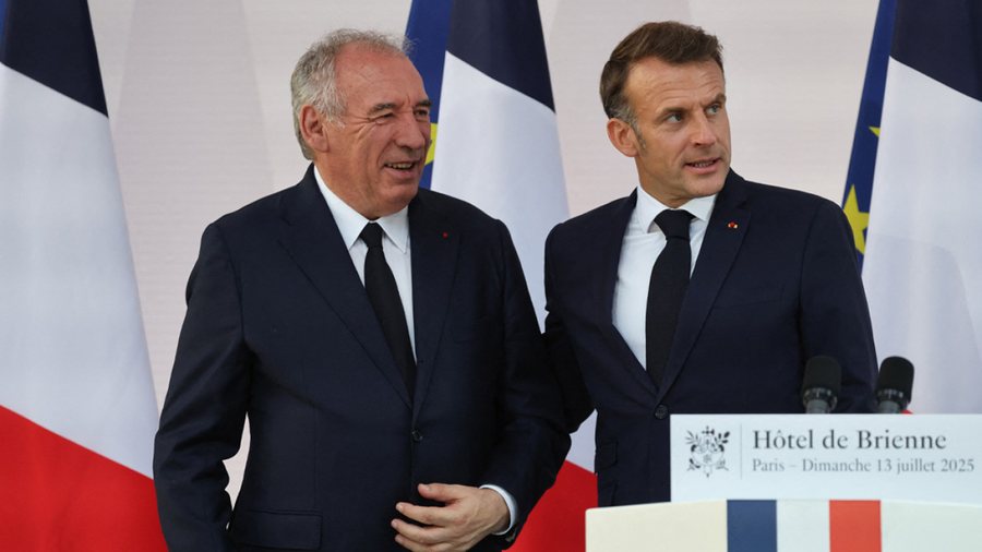 Rrëzohet Qeveria! Francezët e vënë hapur në dyshim