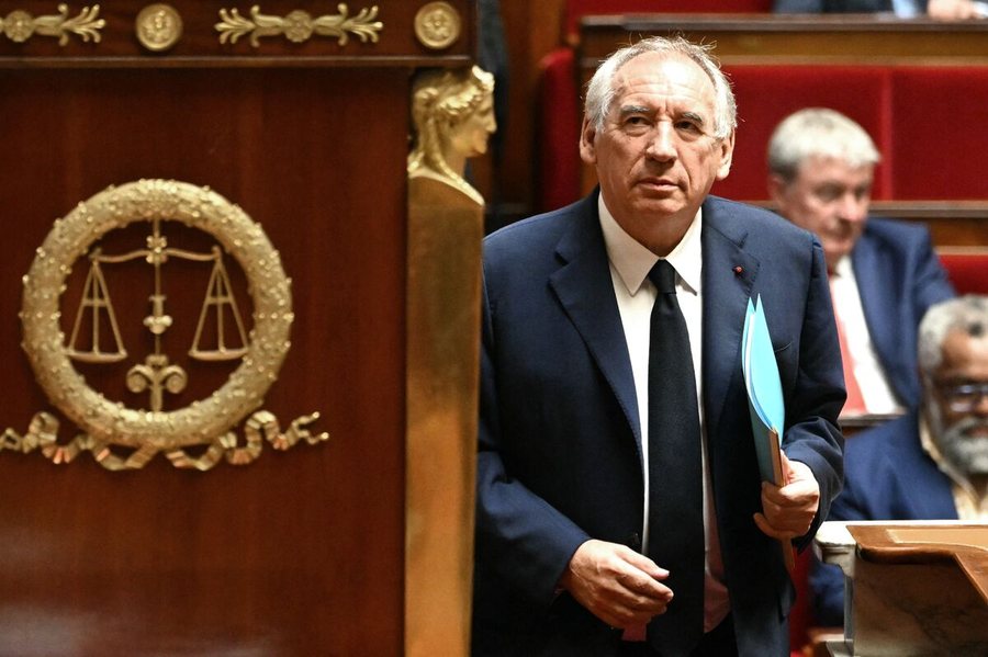 Rrëzohet Qeveria! Francezët e vënë hapur në dyshim