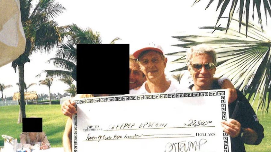 Foto e rrallë/  Epstein ‘i shet’ Donald Trump një grua
