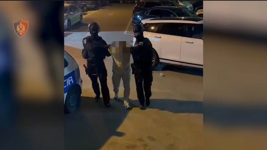 35 mijë dollarë për t'i çuar shqiptarët në