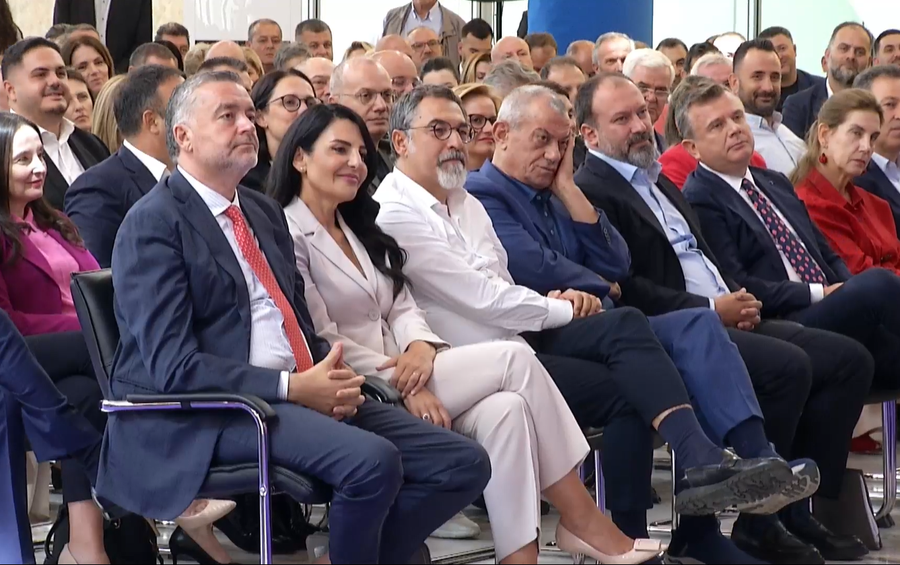 Qeveria Rama 4/ Largohen 8 ministra të mëparshëm, Manastirliu
