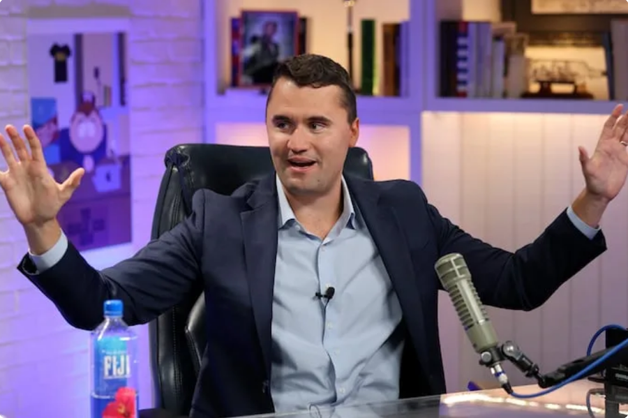“A u që*lova nga një AR-15?”/ Postimi i Charlie Kirk 11