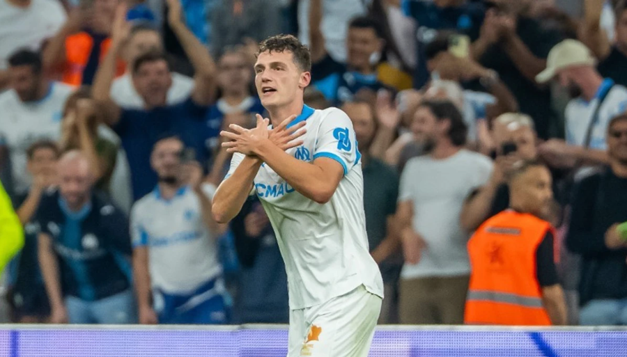 Dhëndër në Kosovë, futbollisti francez bën