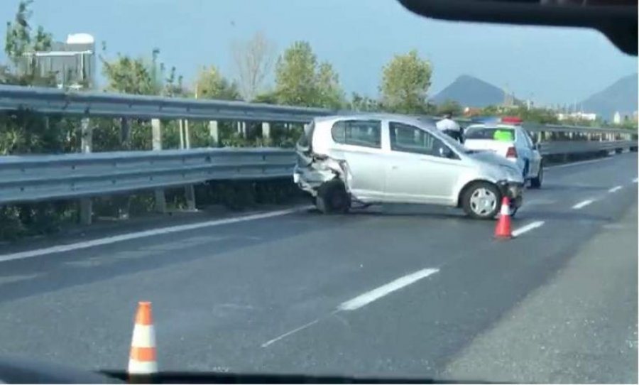 Aksident tragjik në dalje të Vorës, një person humb