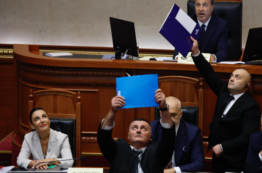 Hodhën sende drejt Ramës, komisioni i Etikës përjashton