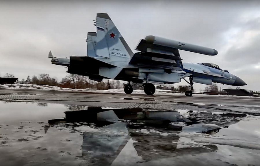 Polonia: Avionët luftarakë rusë shkelën zonën e