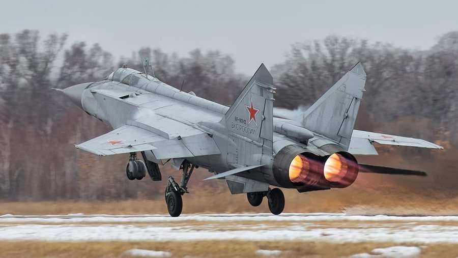 Avionët rusë në hapësirën ajrore të NATO-s: