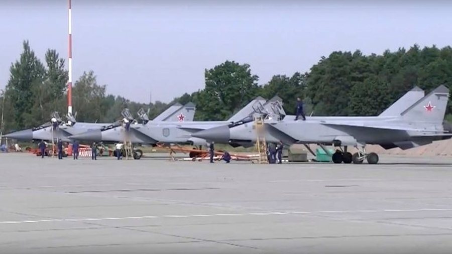 Avionët rusë në hapësirën ajrore të NATO-s: