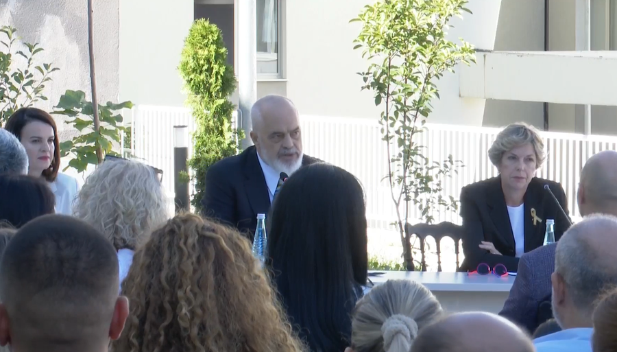 "Do hapim universitet mjekësor në Fier", Rama prezanton