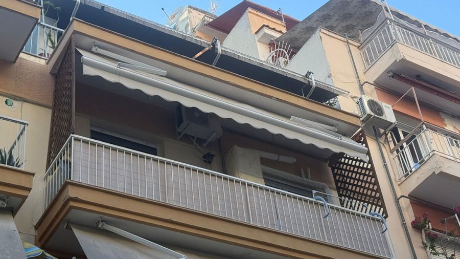 E mori nga spitali, e çoi në shtëpi dhe e mb*ti me qese -