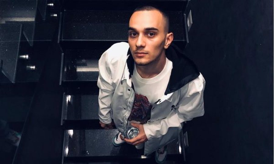 D*ogë dhe ar*ëmbatje pa leje, arrestohet Buta