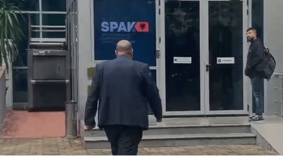 Emri i tij në telefonin e hakerit që sulmoi kompjuterat e SPAK,