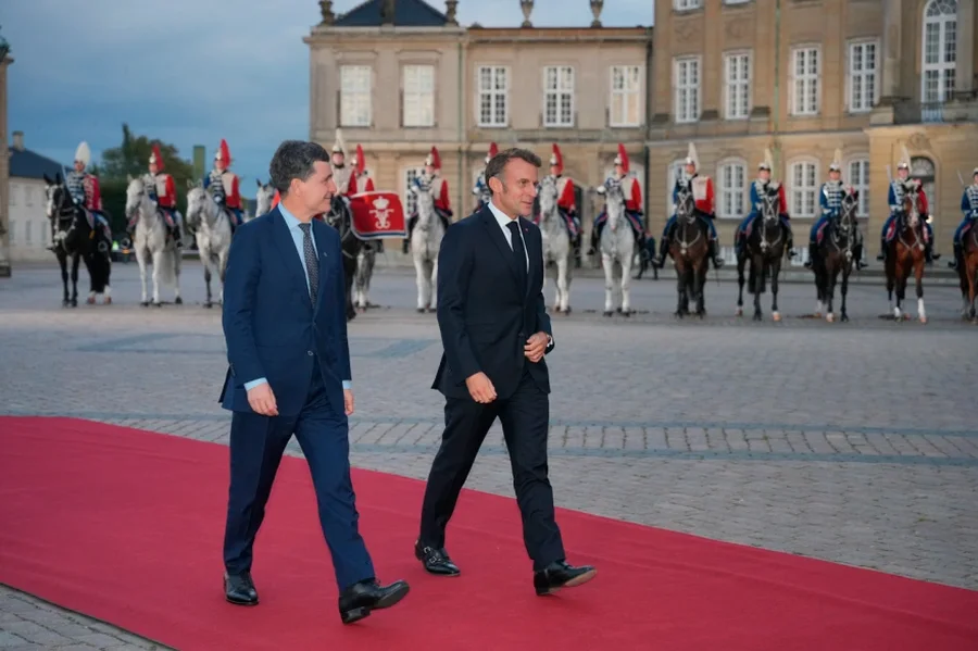FOTO/ Mbretit danez shtron darkën madhështore për liderët e